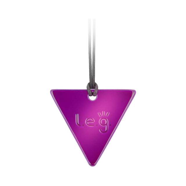Plaque Tesla Pourpre Triangle Femme 4,5 cm